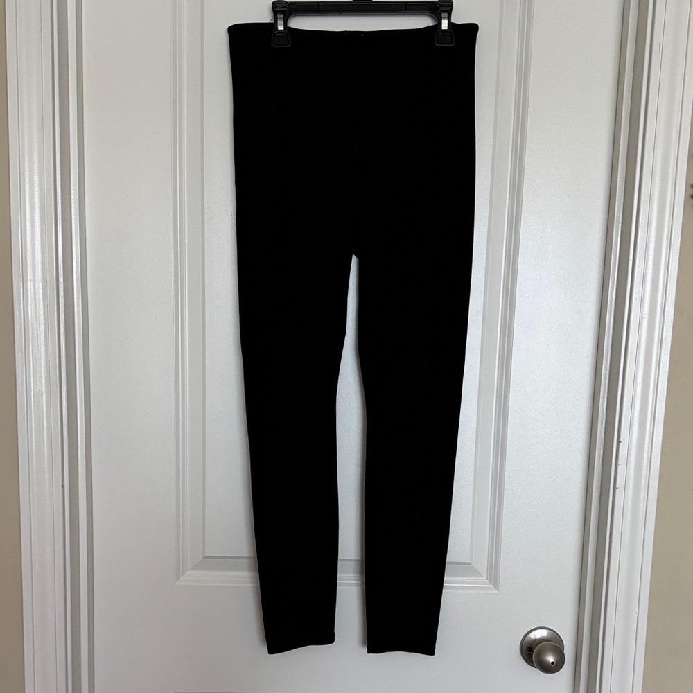 Lysse black pull-on leggings, size small. Excellent condition!